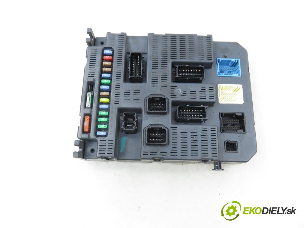 PEUGEOT 207 SW (WK_) KOMBI 2008 88,00 1.6 16V - 5FW (EP6) 1598,00 MODUL BSI 9663798380