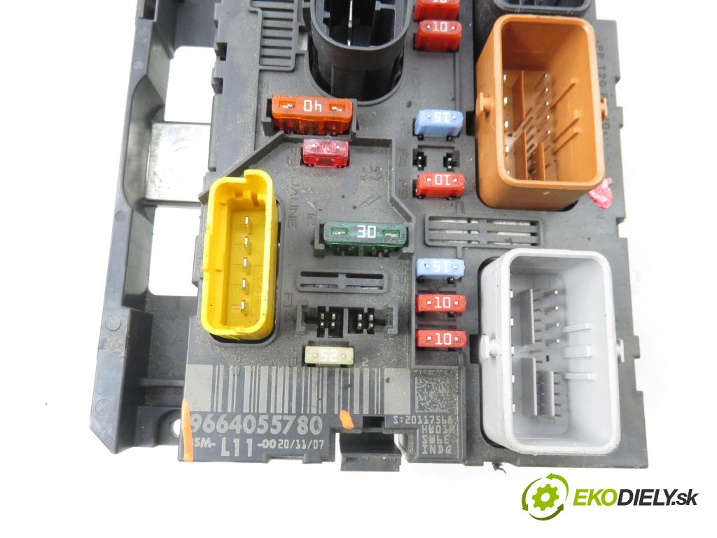 PEUGEOT 207 SW (WK_) KOMBI 2008 88,00 1.6 16V - 5FW (EP6) 1598,00 MODUL BSM 9664055780