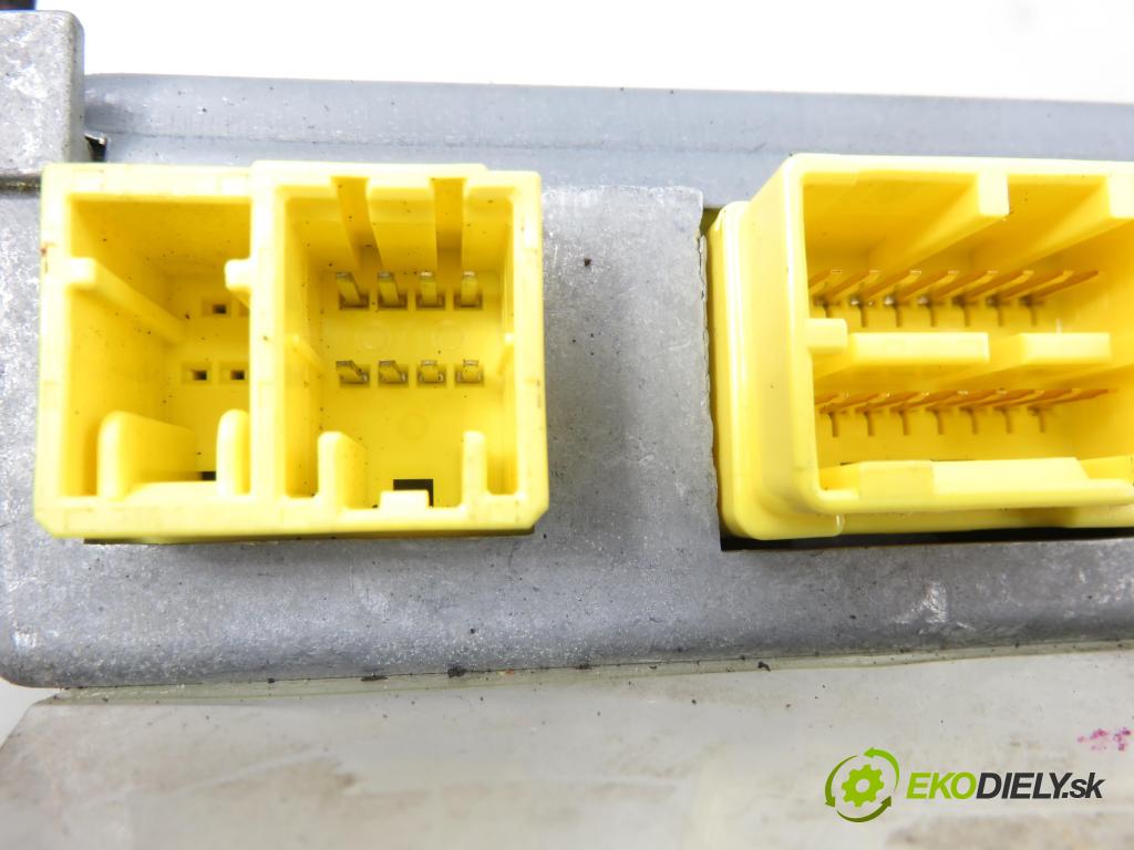 HONDA CIVIC VII Hatchback (EU, EP, EV) HB 2004 81,00 1.6 i - D16V1 1590,00 MODUL air BAG 77960S6AG940M2 ; 5WK43197