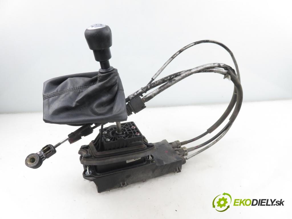 PEUGEOT 508 I (8D_) SEDAN 2012 103,00 2.0 HDi - RHF (DW10BTED4) 1997,00 ZVEDÁK: 9614412E