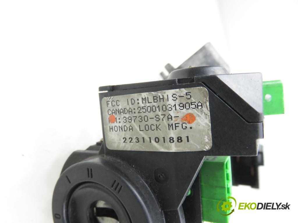 HONDA CIVIC VII Hatchback (EU, EP, EV) HB 2004 81,00 1.6 i - D16V1 1590,00 spinačka / zámky 39730S7A
