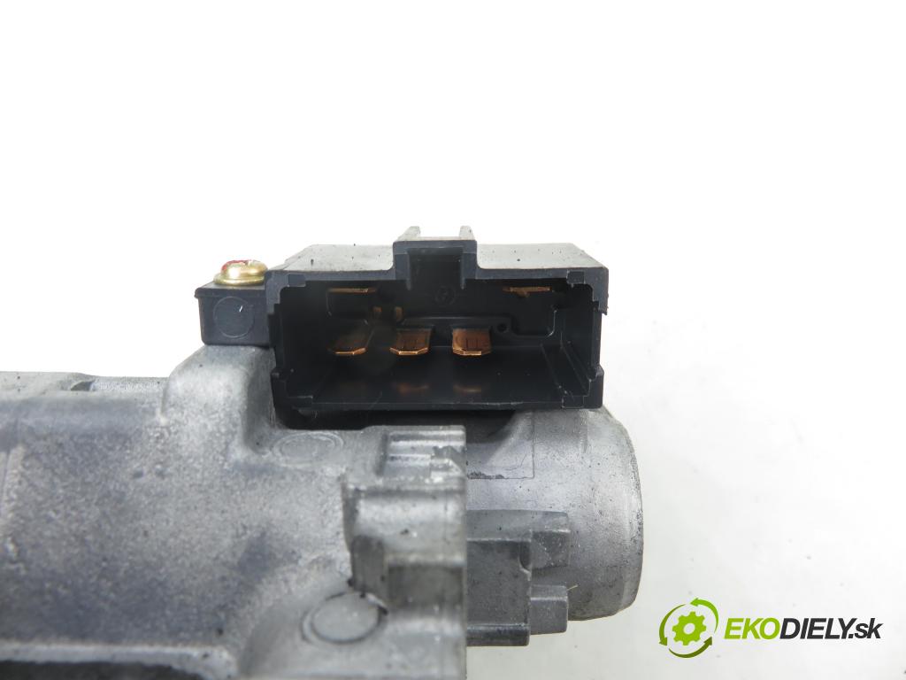 HONDA CIVIC VII Hatchback (EU, EP, EV) HB 2004 81,00 1.6 i - D16V1 1590,00 spinačka / zámky 39730S7A