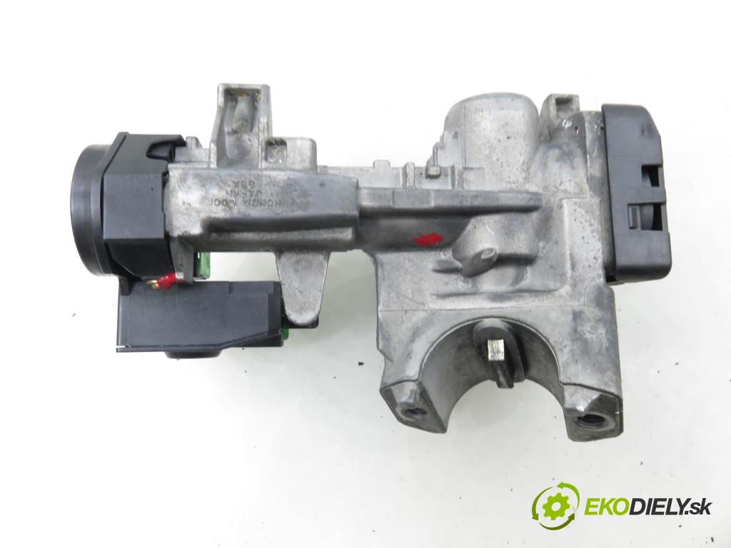 HONDA CIVIC VII Hatchback (EU, EP, EV) HB 2004 81,00 1.6 i - D16V1 1590,00 spinačka / zámky 39730S7A