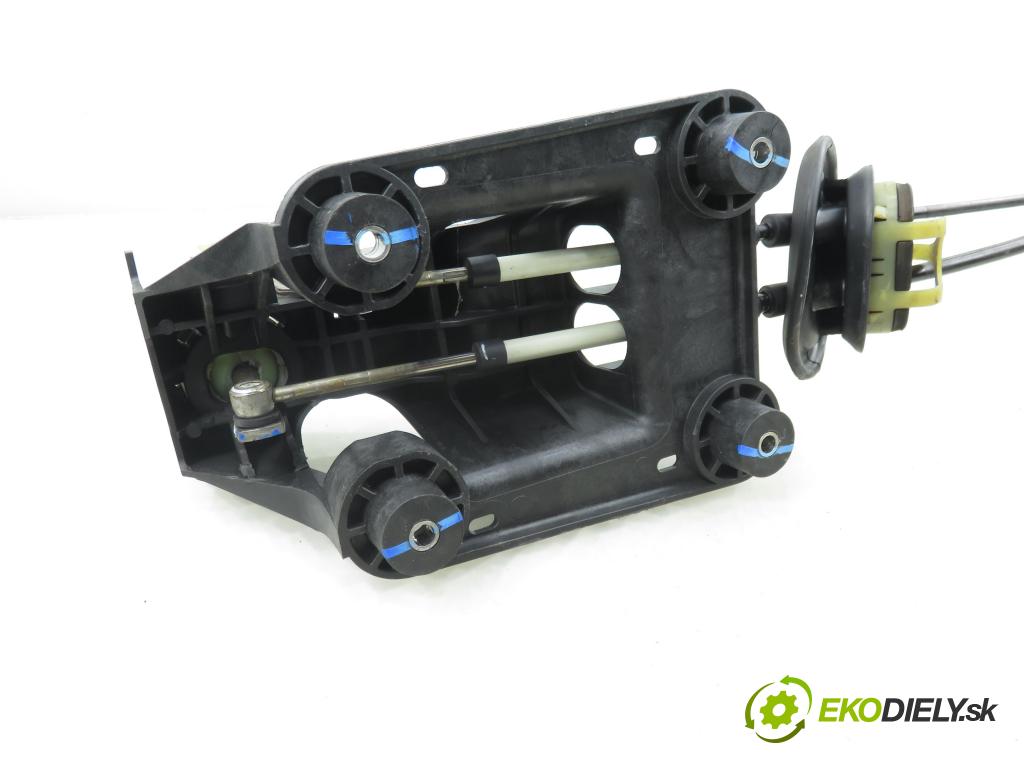 PEUGEOT 207 SW (WK_) KOMBI 2008 88,00 1.6 16V - 5FW (EP6) 1598,00 ZVEDÁK: 9684489580