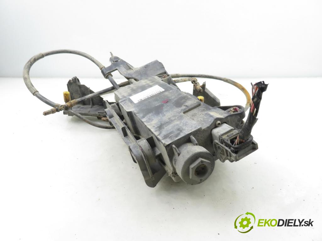 RENAULT SCENIC II (JM0/1_) MINIVAN 2006 96,00 1.9 dCi (JM15) - F9Q 804 1870,00 BRZDA: ručny elektrický 8200311379