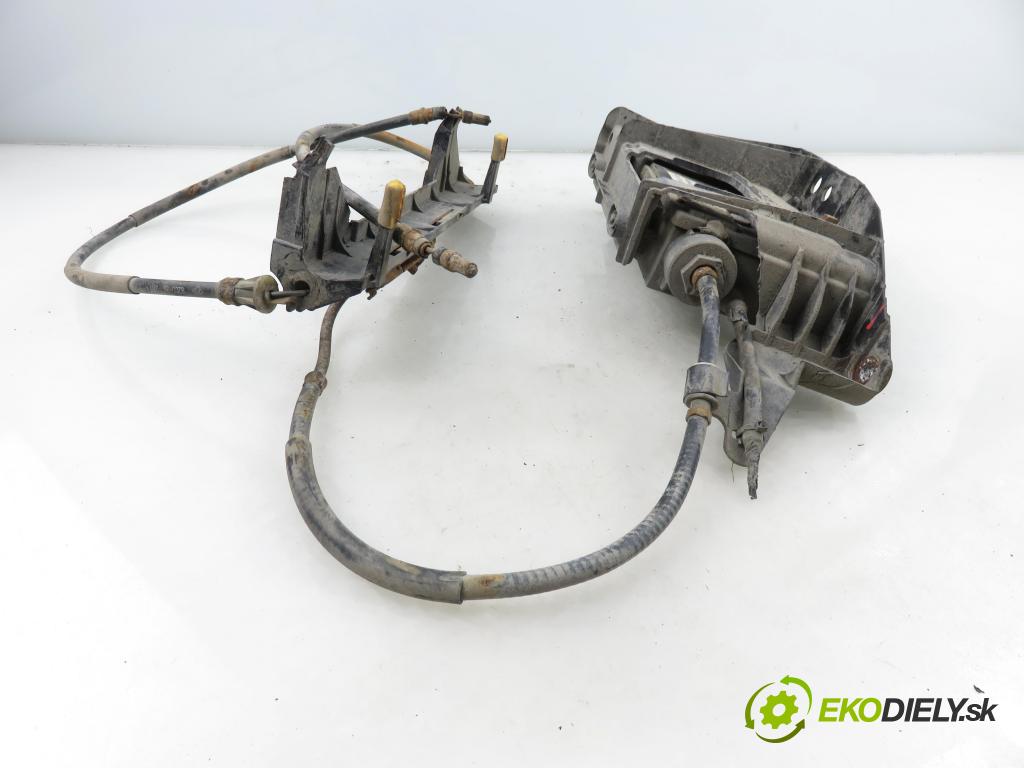 RENAULT SCENIC II (JM0/1_) MINIVAN 2006 96,00 1.9 dCi (JM15) - F9Q 804 1870,00 BRZDA: ručny elektrický 8200311379