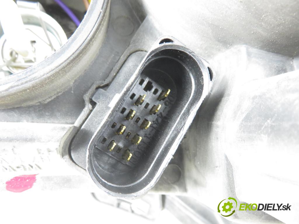 VW POLO (9N_) HB 2002 47,00 1.2 12V 64 - AZQ 1198,00 Svetlo LP