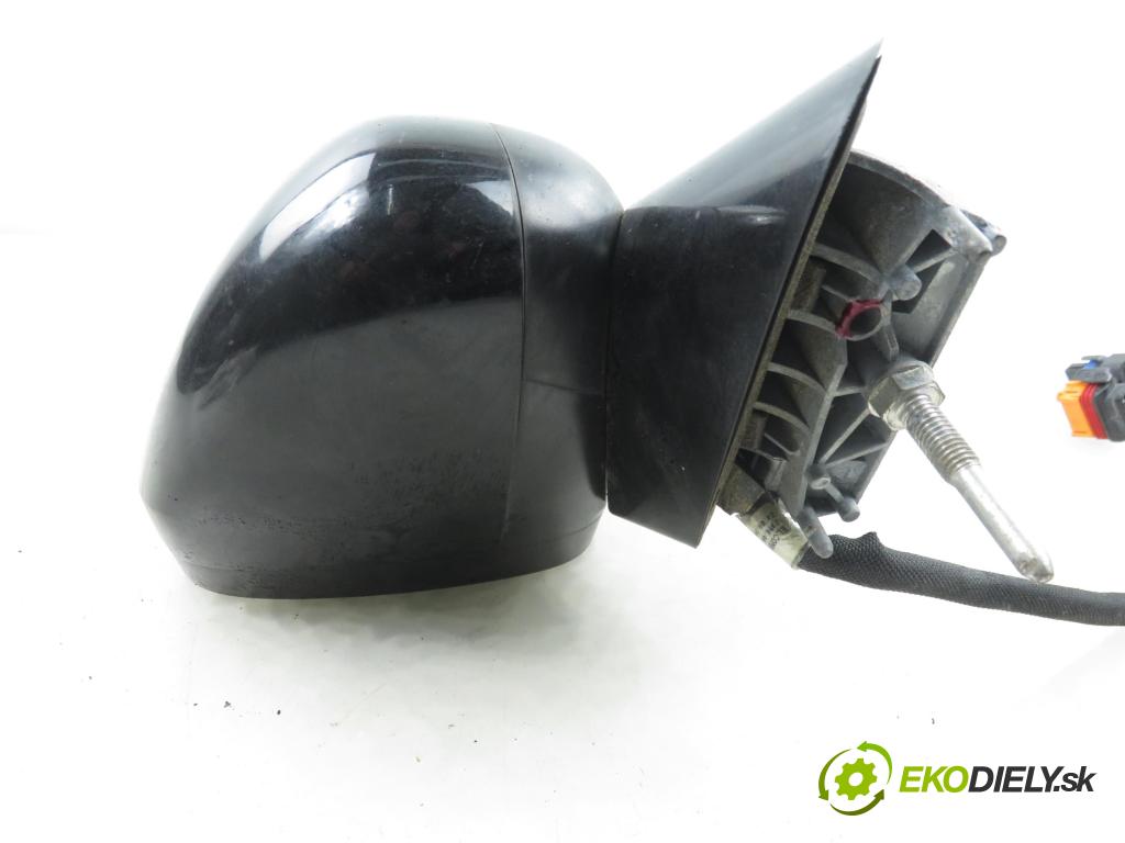 PEUGEOT 508 I (8D_) SEDAN 2012 103,00 2.0 HDi - RHF (DW10BTED4) 1997,00 zpětné zrcátko LE