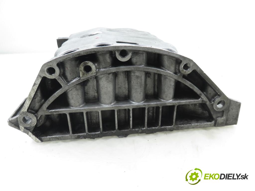 RENAULT TRAFIC II Skrzynia (FL) FURGON 2002 74,00 1.9 dCi - F9Q 760 1870,00 vana olejová 8200066133 (Olejová vana)