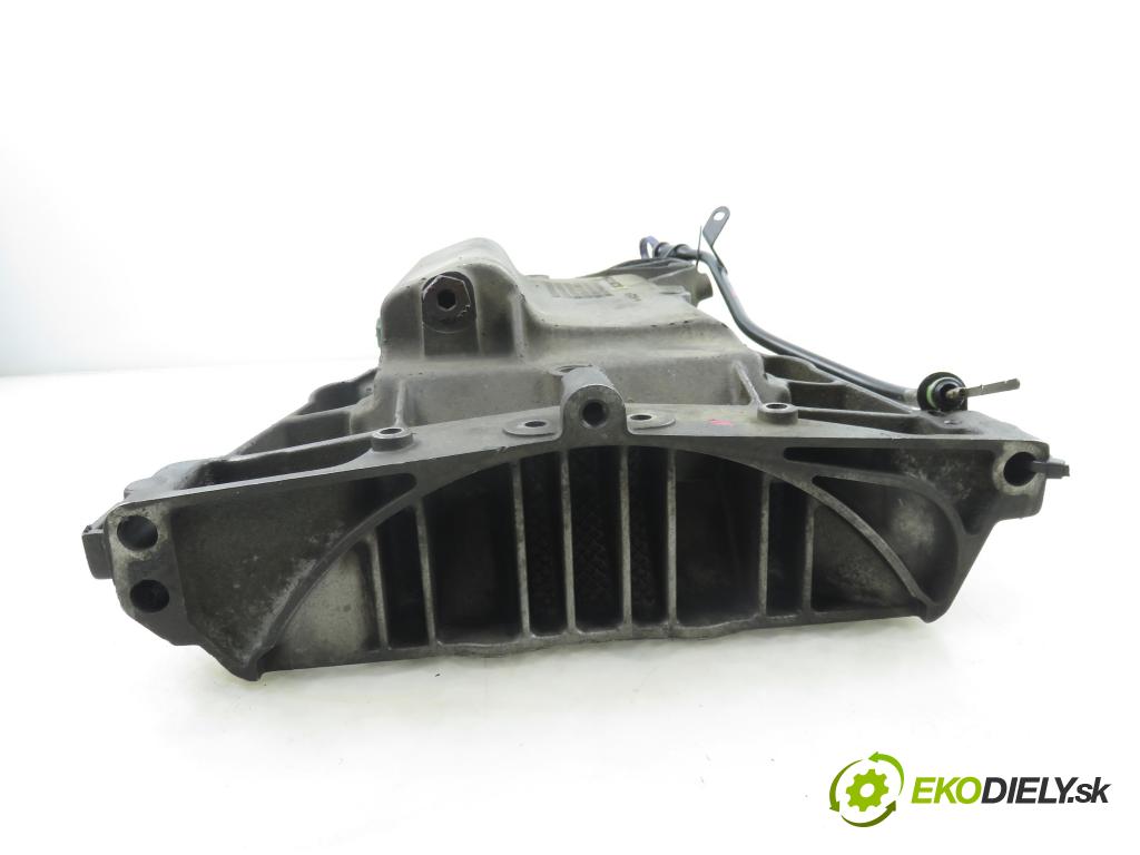 PEUGEOT 307 (3A/C) HB 2003 100,00 2.0 16V - RFN (EW10J4) 1997,00 vana olejová 9637093810 (Olejová vana)