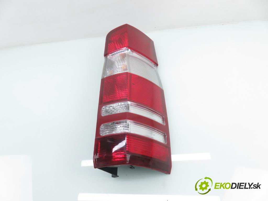 MERCEDES-BENZ SPRINTER 3,5-t Skrzynia (906) FURGON 2011 95,00 313 CDI (906.631, 906.633, 906.635, 906.637) - OM  2143,00 světlo pravé zadní 