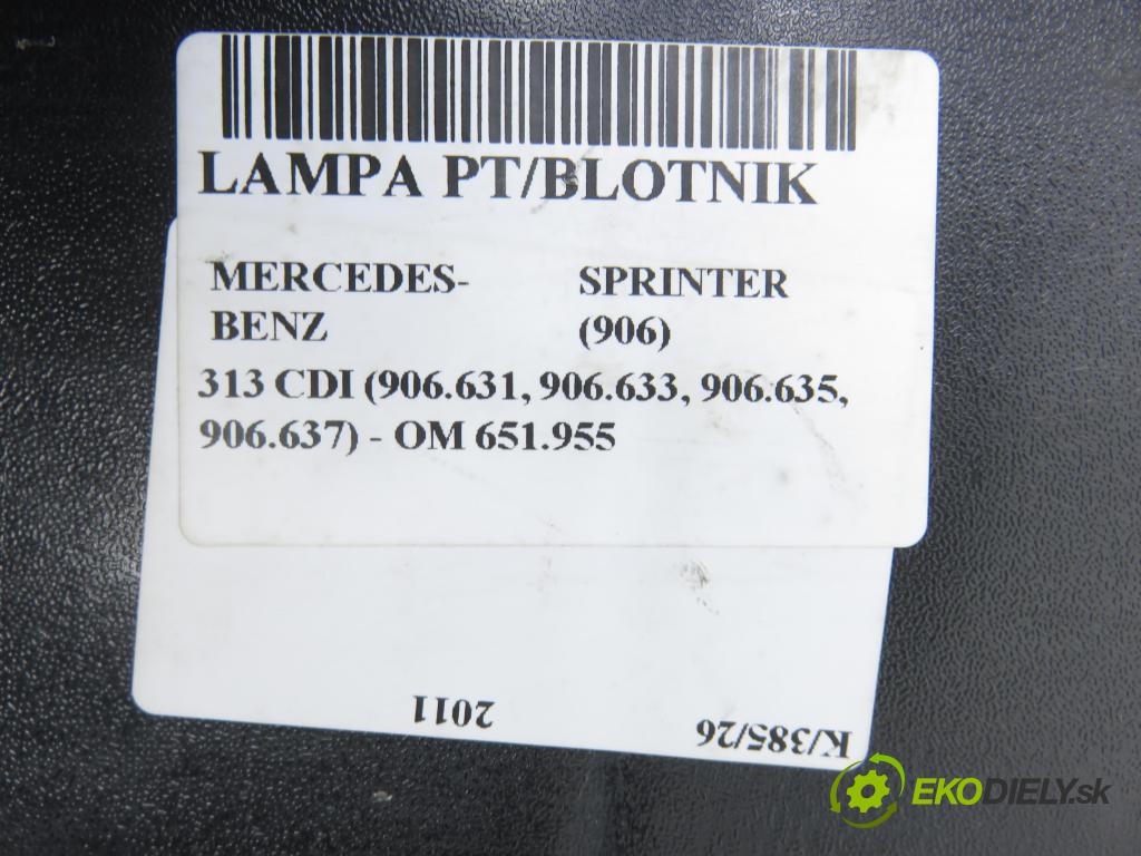 MERCEDES-BENZ SPRINTER 3,5-t Skrzynia (906) FURGON 2011 95,00 313 CDI (906.631, 906.633, 906.635, 906.637) - OM  2143,00 Svetlo pravé zadné