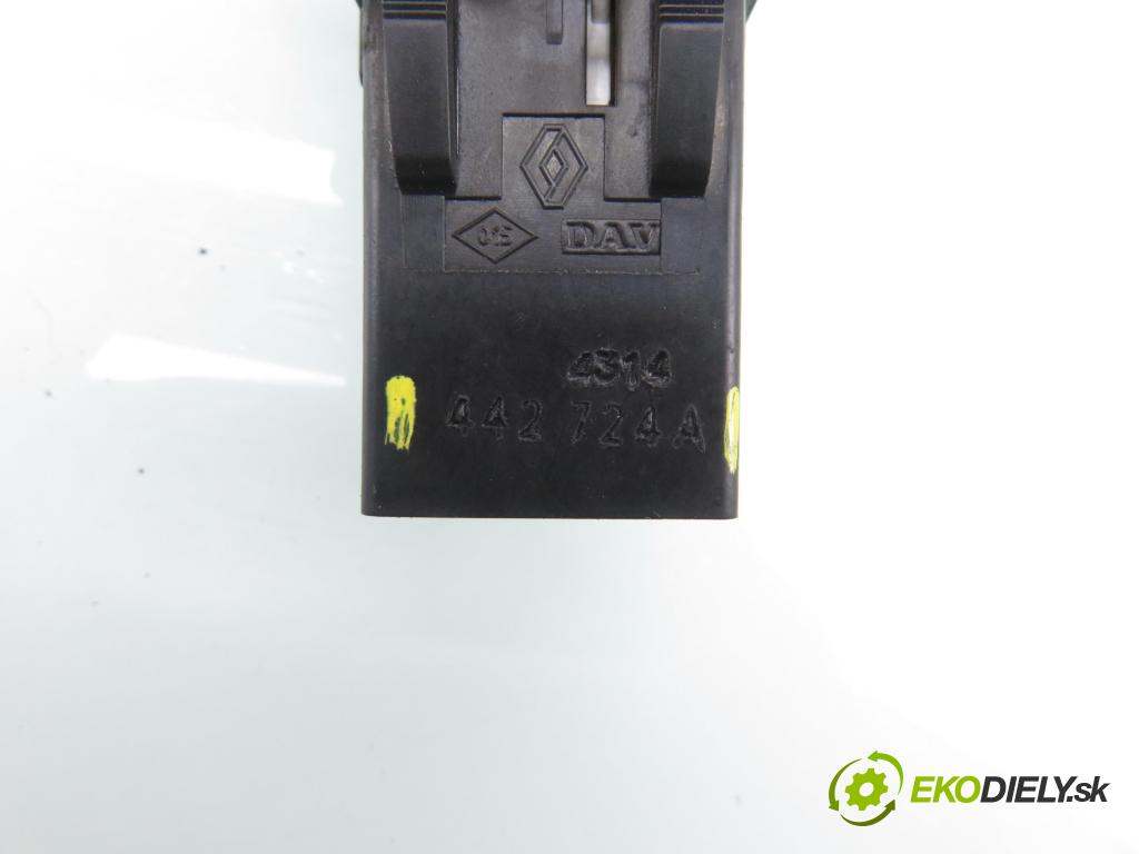 RENAULT MASTER II Skrzynia (FD) FURGON 2004 84,00 2.5 dCi 120 - G9U 724 2464,00 prepínač výstražných (núdzových) 442724A