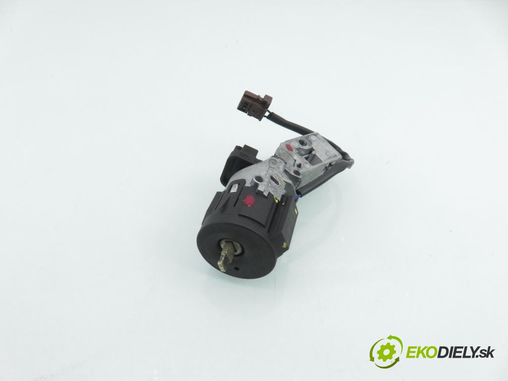 PEUGEOT 508 I (8D_) SEDAN 2012 103,00 2.0 HDi - RHF (DW10BTED4) 1997,00 spinačka N0502455 ; N0503823 ; 9663123380 (Spínacia skrinka)