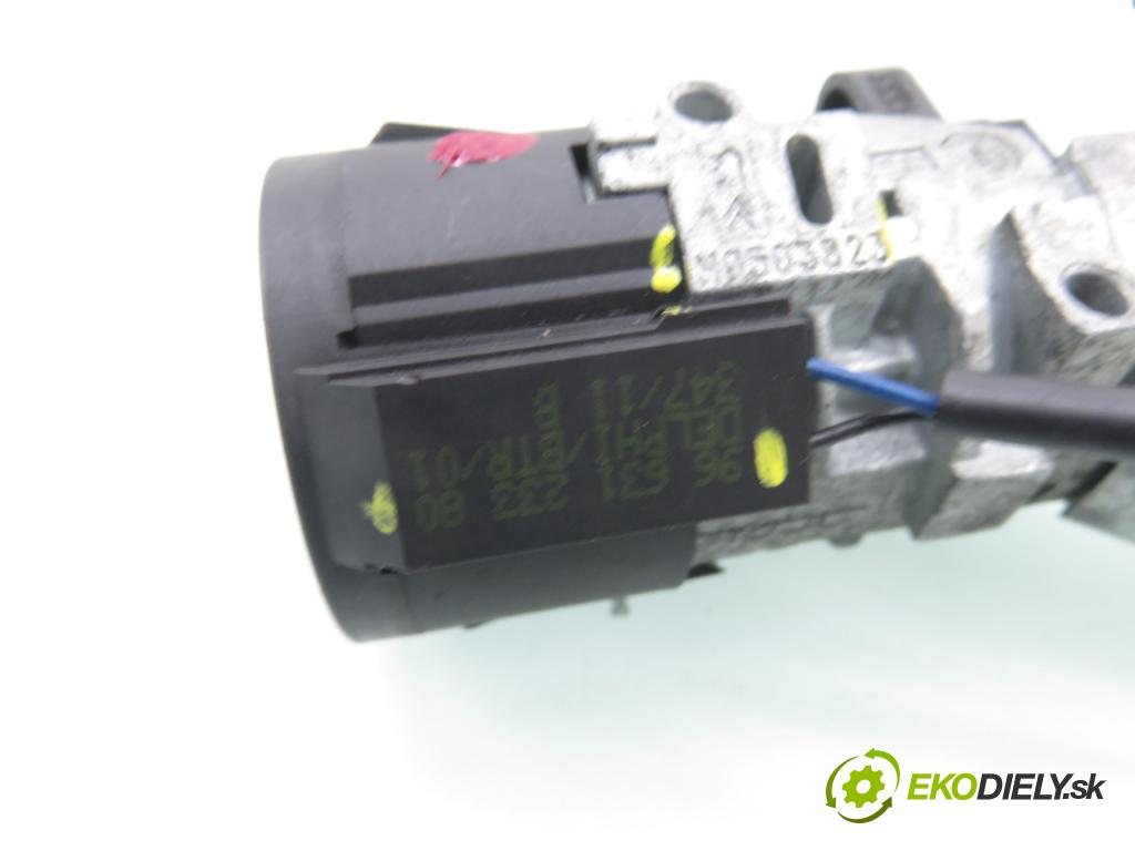 PEUGEOT 508 I (8D_) SEDAN 2012 103,00 2.0 HDi - RHF (DW10BTED4) 1997,00 spínačka N0502455 ; N0503823 ; 9663123380 (Spínací skříňka)