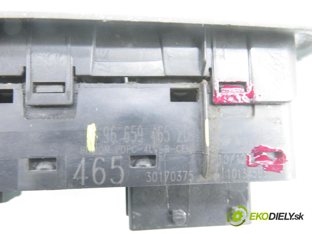 PEUGEOT 508 I (8D_) SEDAN 2012 103,00 2.0 HDi - RHF (DW10BTED4) 1997,00 Panel ovládania okien 96659465ZD