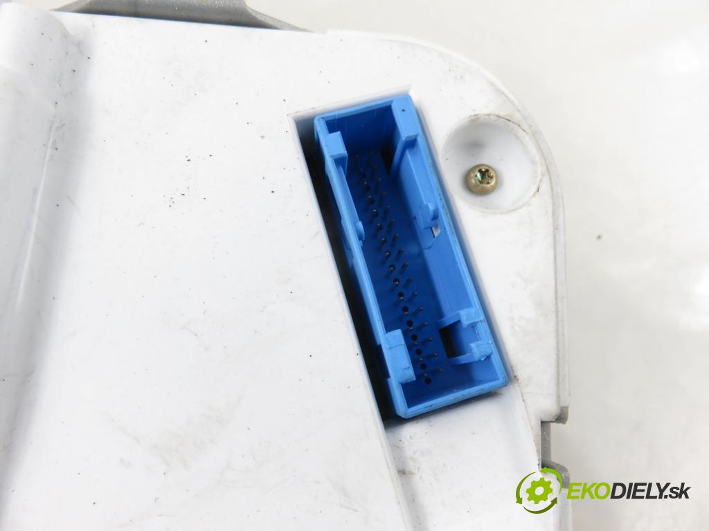 VW POLO (6N2) HB 2000 37,00 1.0 MPI 50 - AUC 999,00 Prístrojovka elektrický 0263627004 ; 6N0920804E