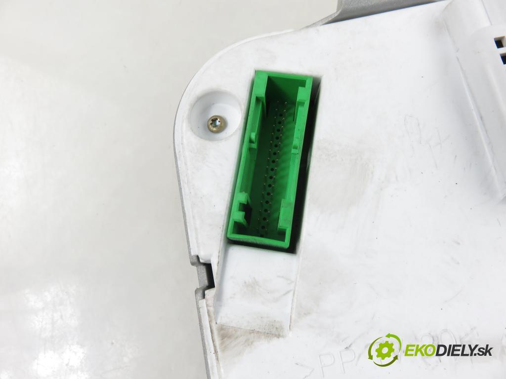 VW POLO (6N2) HB 2000 37,00 1.0 MPI 50 - AUC 999,00 Prístrojovka elektrický 0263627004 ; 6N0920804E