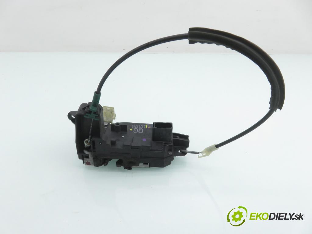 OPEL ZAFIRA B (A05) MINIVAN 2005 88,00 1.9 CDTI 8V 120 - Z 19 DT 1910,00 zámok 13210749QG