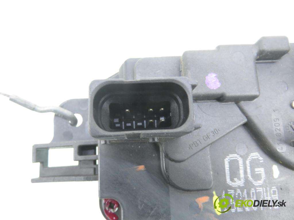 OPEL ZAFIRA B (A05) MINIVAN 2005 88,00 1.9 CDTI 8V 120 - Z 19 DT 1910,00 zámok 13210749QG