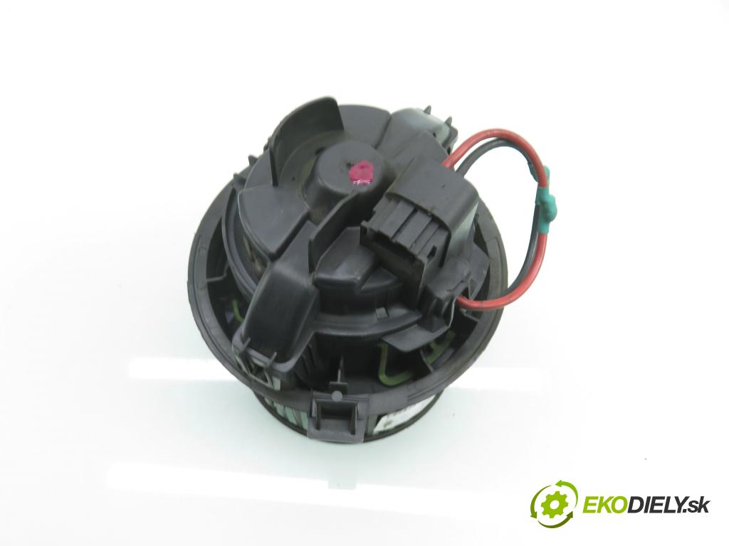 PEUGEOT 508 I (8D_) SEDAN 2012 103,00 2.0 HDi - RHF (DW10BTED4) 1997,00 Ventilátor vetráku NN107860A