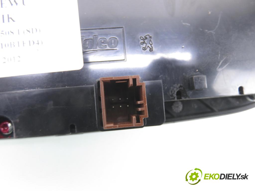 PEUGEOT 508 I (8D_) SEDAN 2012 103,00 2.0 HDi - RHF (DW10BTED4) 1997,00 Panel topení KLIMATRONIK 96656643XZ