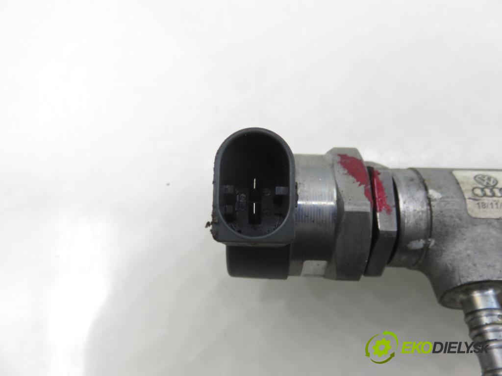 AUDI A4 Avant (8K5, B8) KOMBI 2009 105,00 2.0 TDI - CAGA 1968,00 Lišta vstrekovacia 0281006002 ; 03L906051 ; 03L089G (Vstrekovacia lišta)