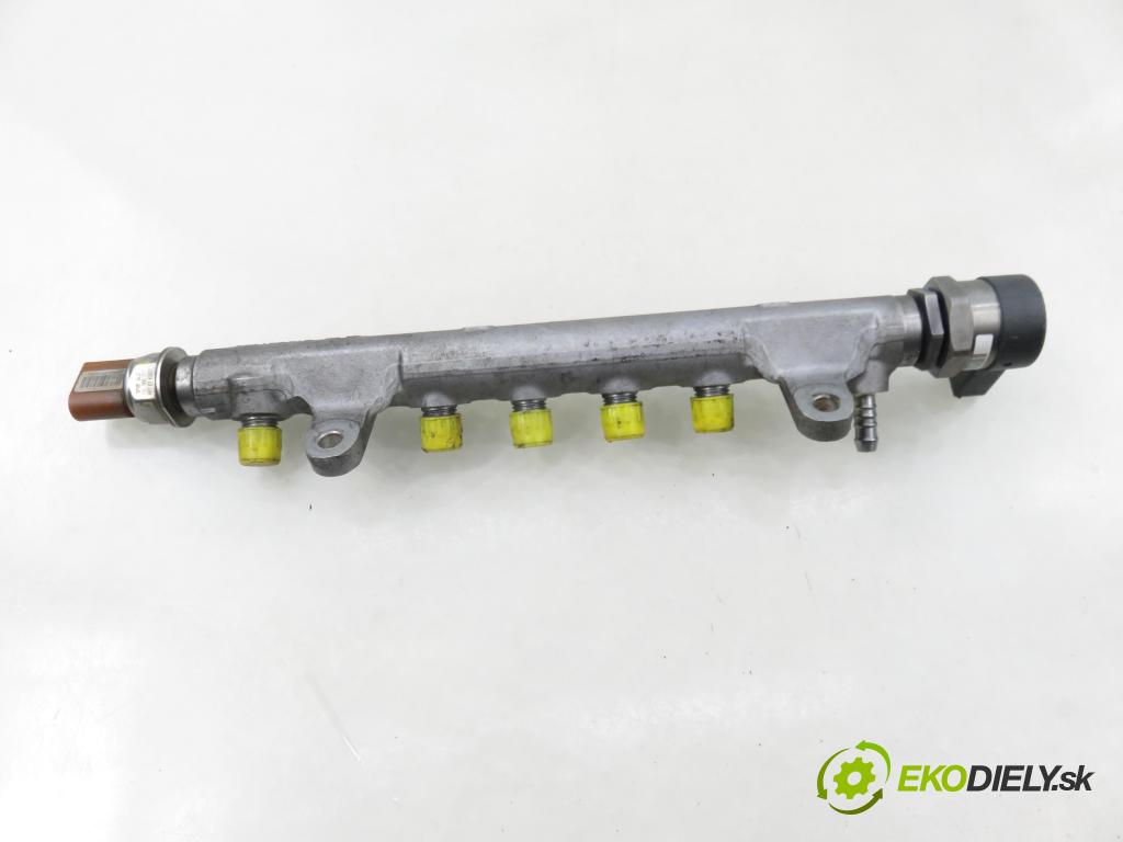 AUDI A4 Avant (8K5, B8) KOMBI 2009 105,00 2.0 TDI - CAGA 1968,00 Lišta vstrekovacia 0281006002 ; 03L906051 ; 03L089G (Vstrekovacia lišta)