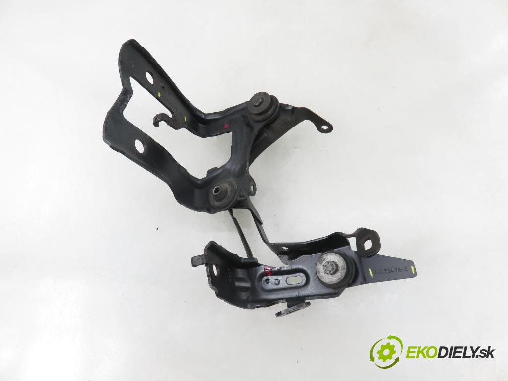 RENAULT MASTER III Platforma / podwozie (EV, HV, UV) KABINA/PLATFORMA 2015 0,00 2.3 dCi 165 FWD - M9T 700 2298,00 Uchytenie A0035475G ; A0035476E