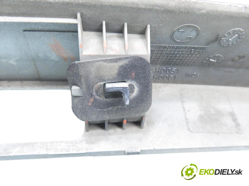 PEUGEOT 207 SW (WK_) KOMBI 2008 88,00 1.6 16V - 5FW (EP6) 1598,00 Zadné čelo dverí kufor 9680548977