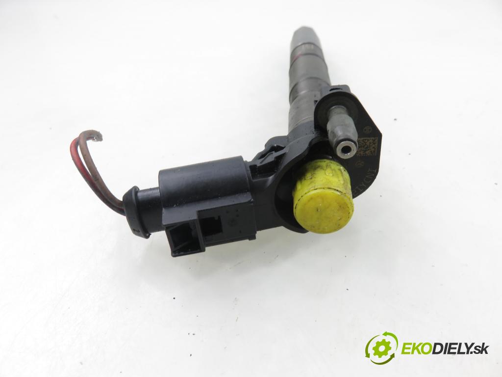 AUDI A4 Avant (8K5, B8) KOMBI 2009 105,00 2.0 TDI - CAGA 1968,00 vstřikovač 0445116030 ; 03L130277 (Vstřikovač paliva)