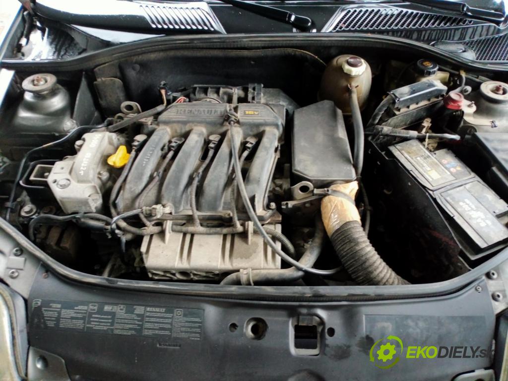 RENAULT CLIO II (BB_, CB_) HB 2000 70,00 1.4 16V 95 - K4J 712 1390,00 Motor benz. K4J712