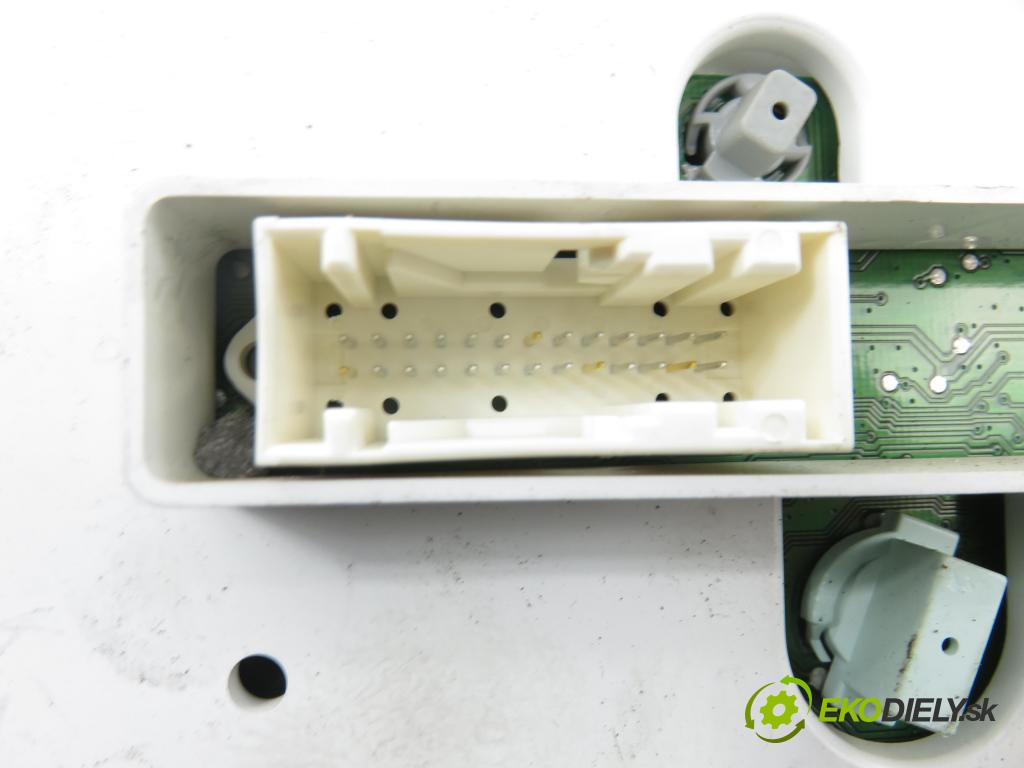 FORD FOCUS (DAW, DBW) HB 1999 74,00 1.6 16V 100 - FYDA 1596,00 prístrojovka elektrický 98AB10849JH