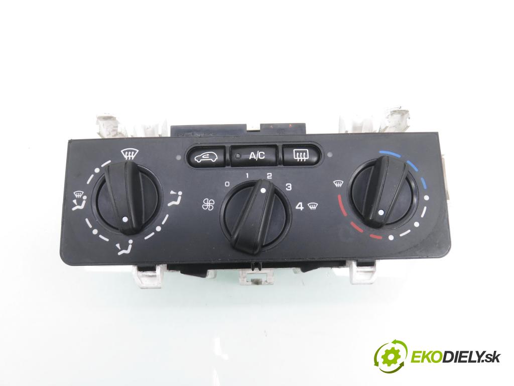 CITROEN C3 I (FC_) HB 2007 50,00 1.4 HDi - 8HZ (DV4TD) 1398,00 Panel kúrenia KLIMATIZACE: N105560A