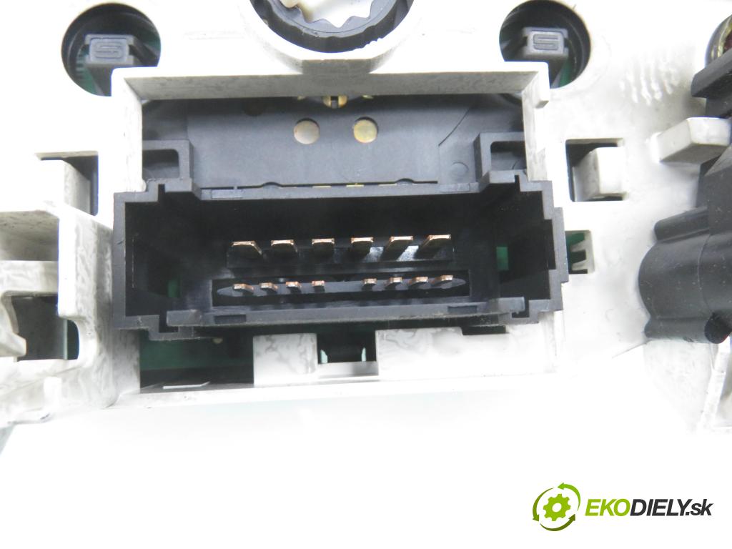 CITROEN C3 I (FC_) HB 2007 50,00 1.4 HDi - 8HZ (DV4TD) 1398,00 Panel kúrenia KLIMATIZACE: N105560A