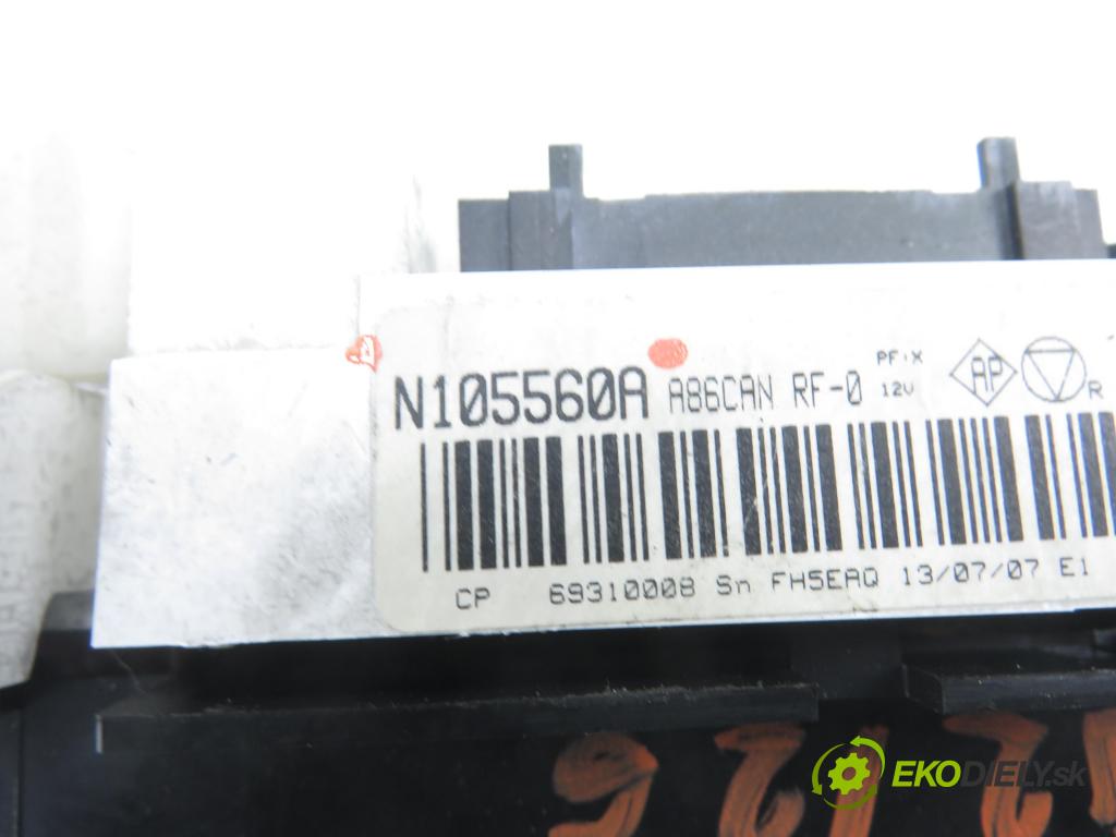 CITROEN C3 I (FC_) HB 2007 50,00 1.4 HDi - 8HZ (DV4TD) 1398,00 Panel kúrenia KLIMATIZACE: N105560A