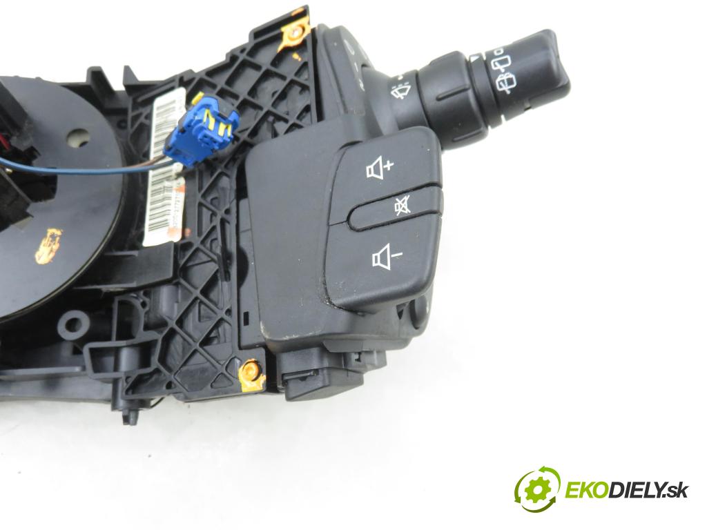 RENAULT SCENIC II (JM0/1_) MINIVAN 2005 0,00 1.6 (JM0C, JM0J, JM1B) - K4M 761 1598,00 páčka/prepínač 8200127727