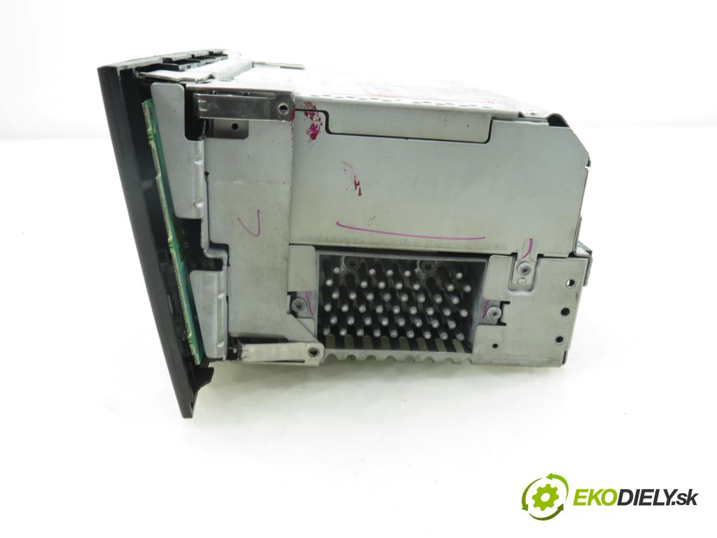 FORD MONDEO III (B5Y) LIFTBACK 2004 114,00 2.2 TDCi - QJBA 2198,00 RADIO 5S7T18C815BE