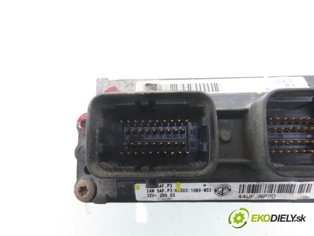 FIAT PUNTO (188_) HB 2004 44,00 1.2 60 - 188 A4.000 1242,00 řídící jednotka motora 55187377 ; IAW5AFP3 ; 6160065102