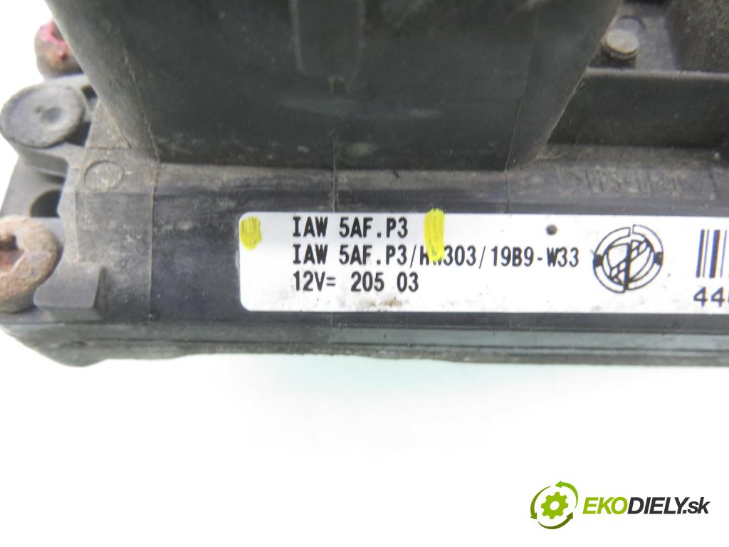 FIAT PUNTO (188_) HB 2004 44,00 1.2 60 - 188 A4.000 1242,00 řídící jednotka motora 55187377 ; IAW5AFP3 ; 6160065102