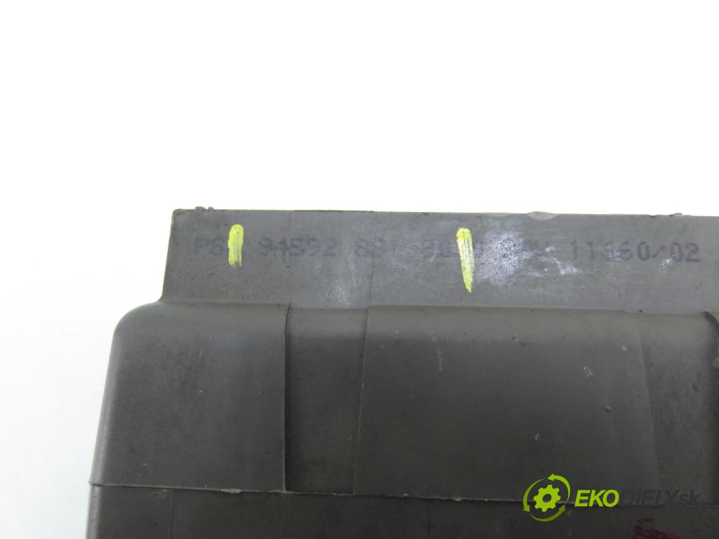 PEUGEOT 406 Break (8E/F) KOMBI 1998 80,00 2.1 TD 12V - P8C (XUD11BTE) 2088,00 skříňka POJISTKY: 9459288180