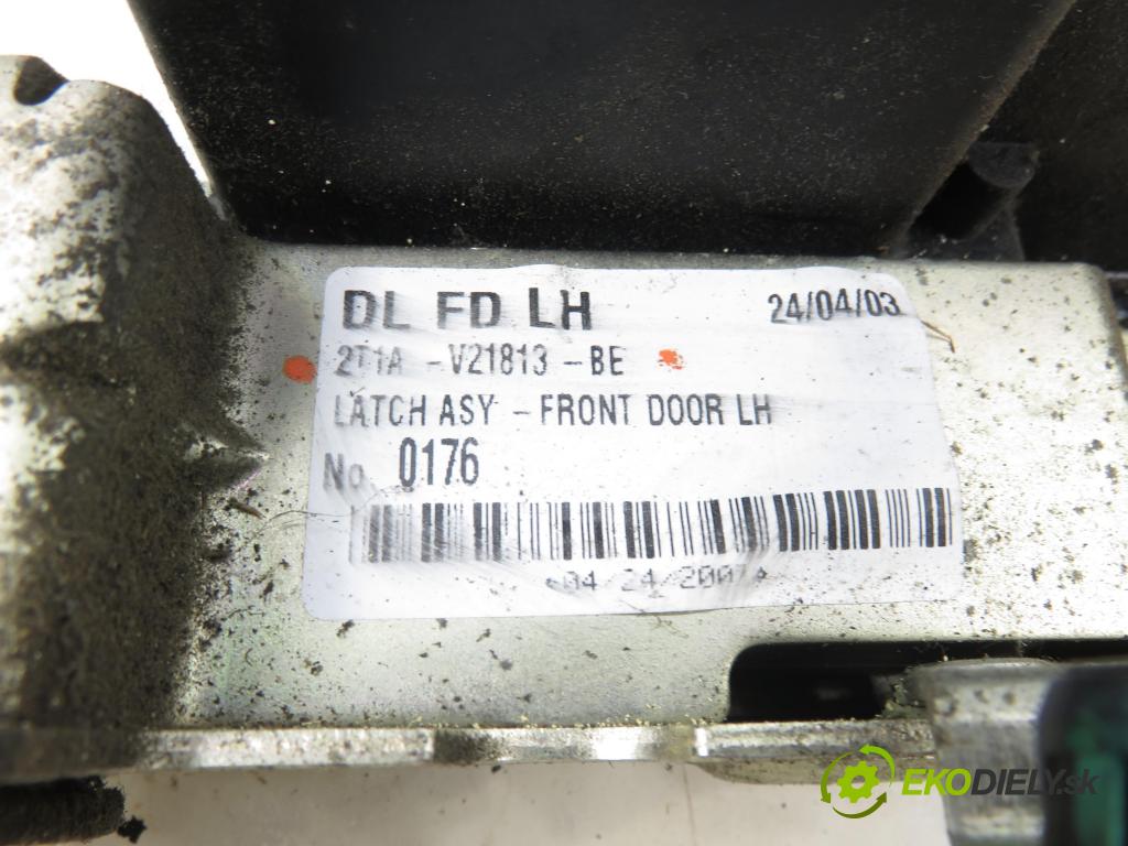FORD TOURNEO CONNECT KOMBIVAN 2003 66,00 1.8 TDCi - HCPB 1753,00 zámok 2T1AV21813BE