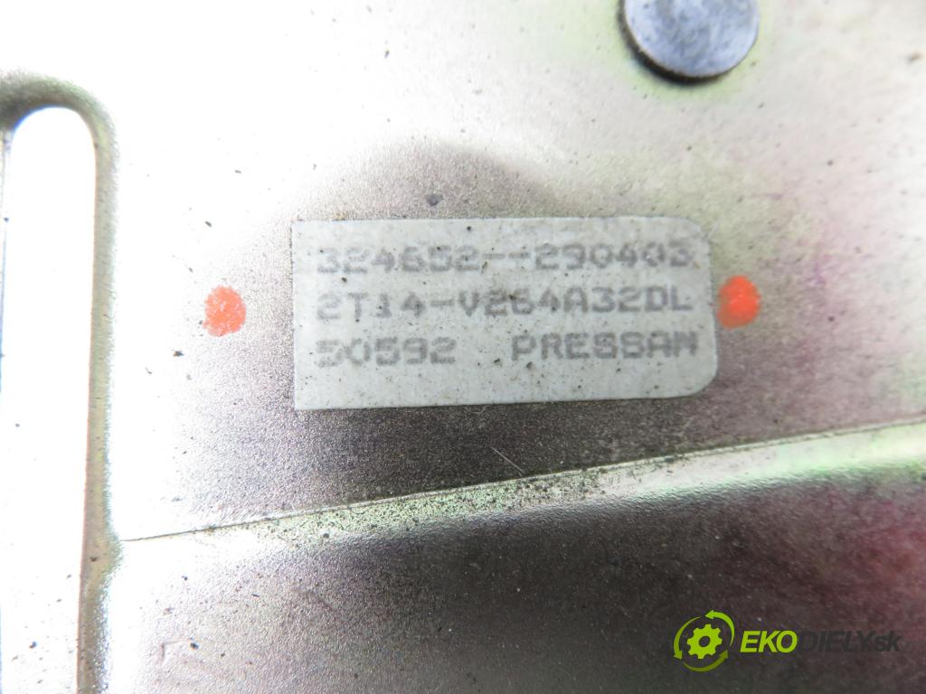 FORD TOURNEO CONNECT KOMBIVAN 2003 66,00 1.8 TDCi - HCPB 1753,00 zámok dveře posúvne 2T14V264A32DL