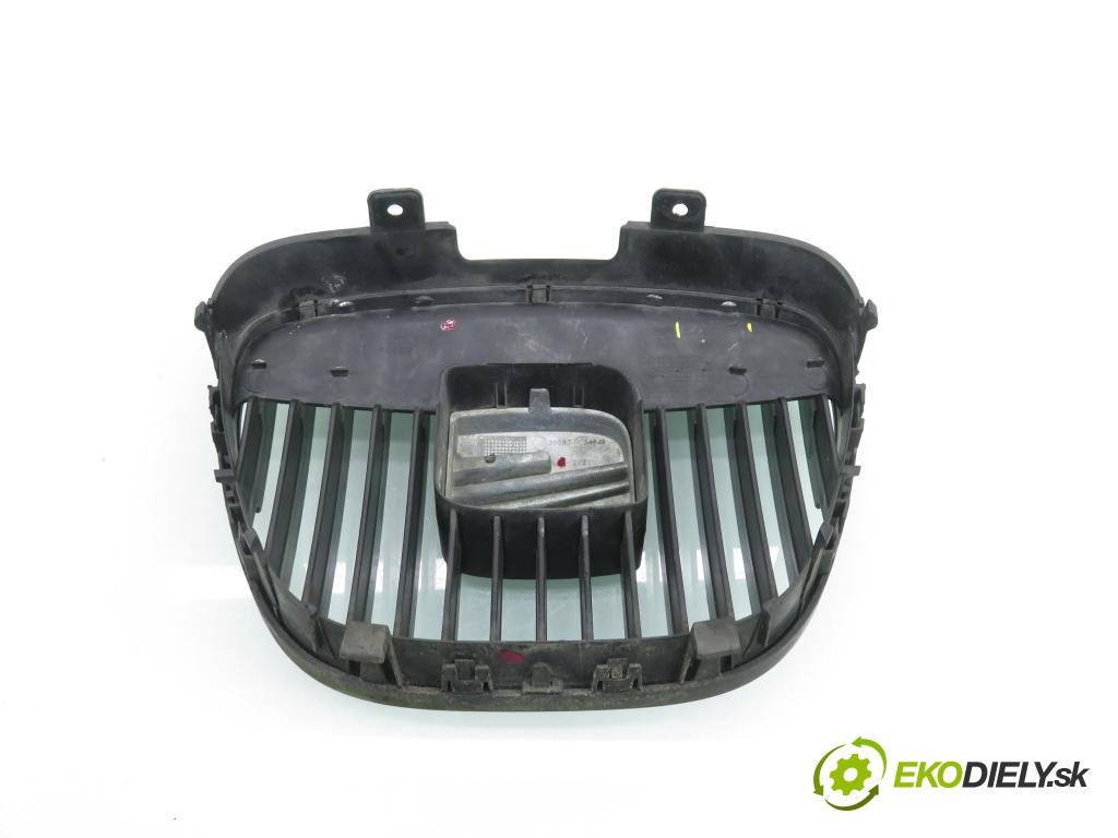 SEAT IBIZA III (6L1) HB 2003 74,00 1.9 TDI - ATD 1896,00 mřížka / maska 6L0853654 ; 6L0853679
