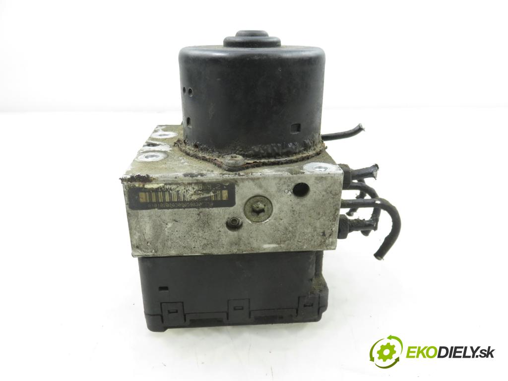 VW GOLF IV (1J1) HB 1998 66,00 1.9 TDI - AGR 1896,00 pumpa ABS 1J0907379D ; 10094903003 ; 1J0614117B (Pumpa ABS)