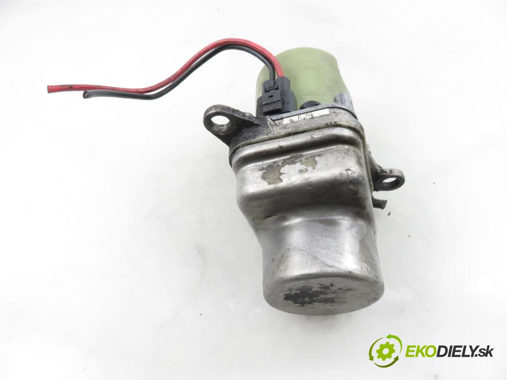 FORD FOCUS C-MAX (DM2) MINIVAN 2004 80,00 1.6 TDCi 109 - G8DA 1560,00 Pumpa servočerpadlo 3M513K514DG