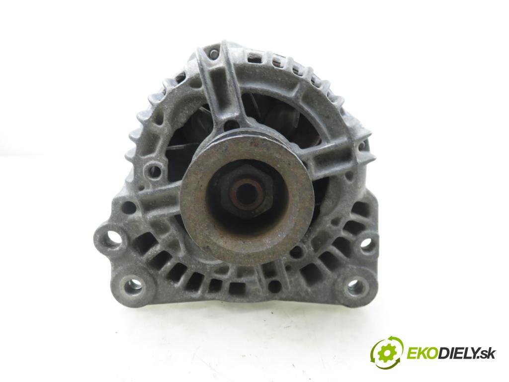 VW POLO (6N2) HB 2000 37,00 1.0 MPI 50 - AUC 999,00 Alternátor 037903025M ; 0124325013 (Alternátor)