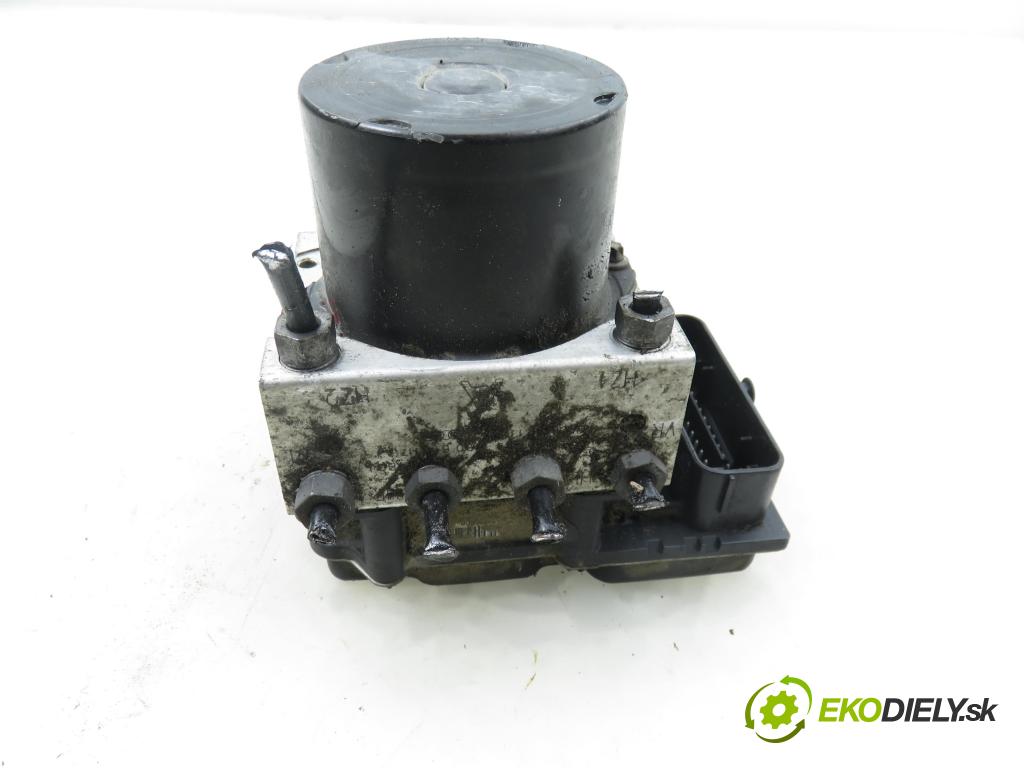 VW POLO (9N_) HB 2008 59,00 1.4 TDI - BNV 1422,00 Pumpa ABS 6Q0907379BC ; 0265800775 (Pumpa ABS)