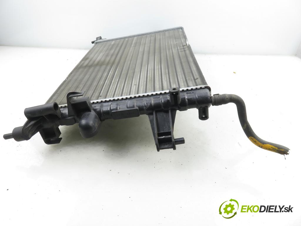 OPEL CORSA C (X01) HB 2001 55,00 1.2 16V 75 - Z 12 XE 1199,00 chladič vody 63007