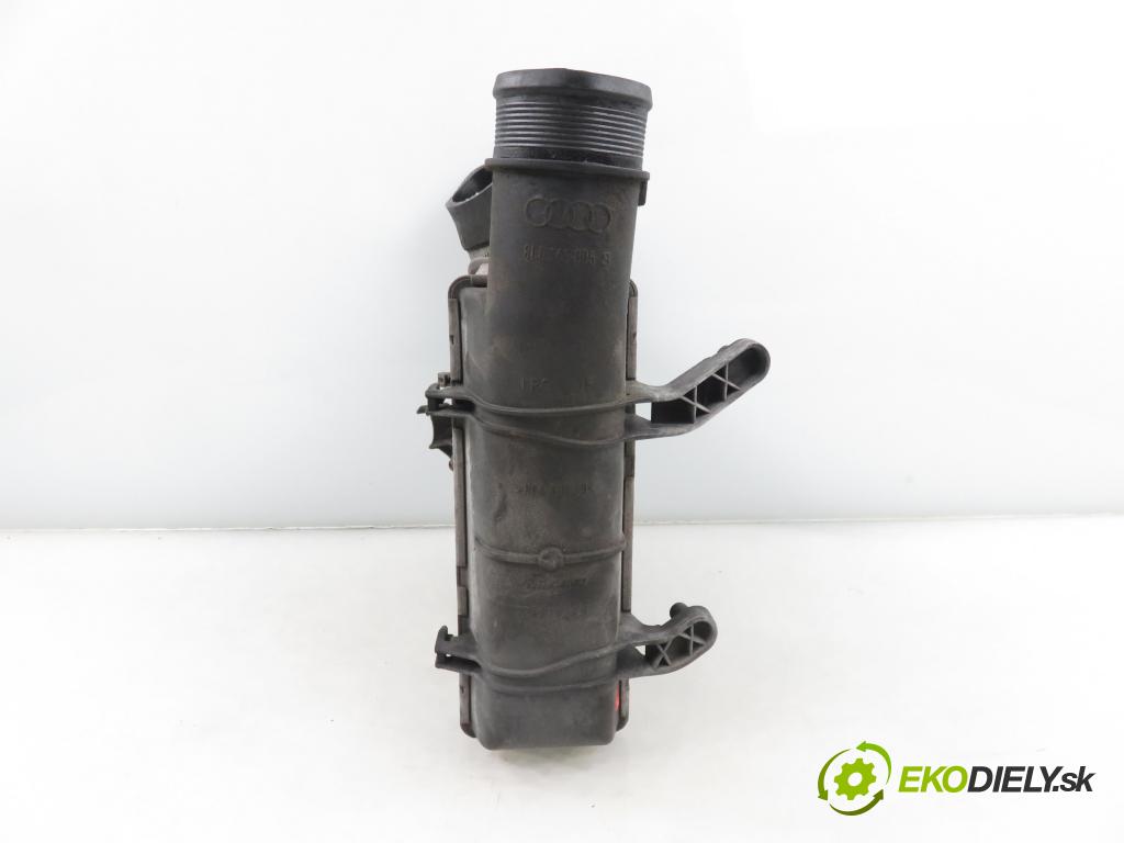 AUDI A4 (8E2, B6) SEDAN 2001 96,00 1.9 TDI PD 130 - AWX 1896,00 chladič intercooler 8E0145805S